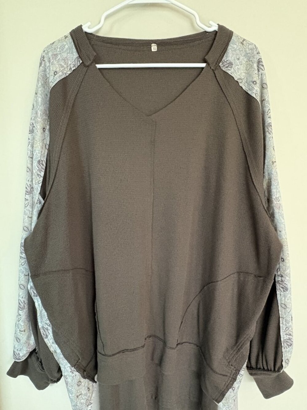 Womens 3X Brown Thermal Top Floral Contrast Sleeves Boho Oversized V Neck